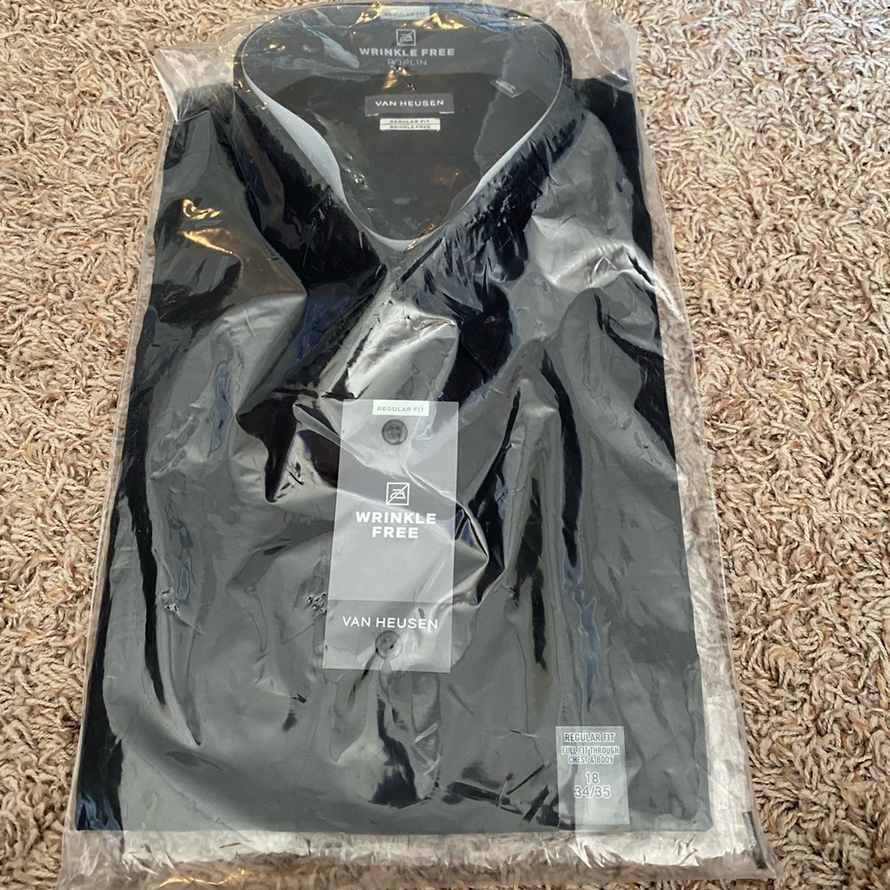 NWT black button down wrinkle free 18/34/35